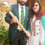 مشہور پاکستانی کرکٹرز کی اپنی اہلیہ کی ساتھ کچھ خوب صورت تصاویر4