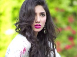 Mahira Khan is in Love Again